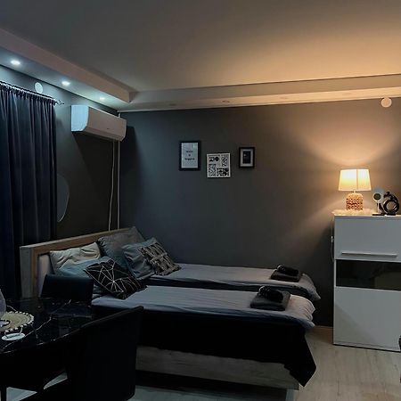Beta House Apartments Zaječar Buitenkant foto