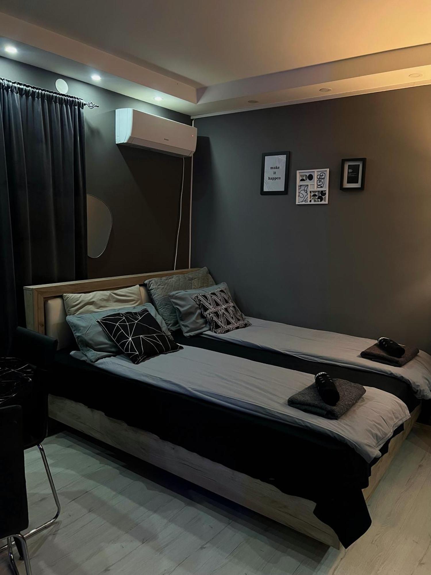 Beta House Apartments Zaječar Buitenkant foto